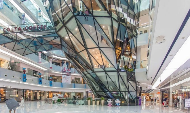 北京来福士广场正门图